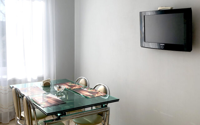 5 Minut Ot Morya Apartments