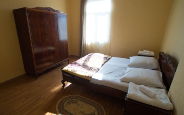 Irakli Guest House