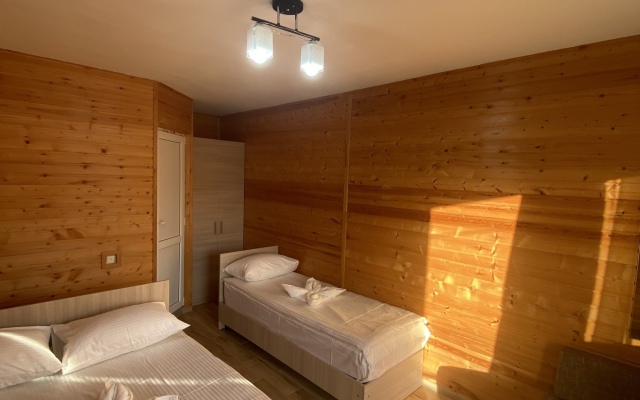Artur Guest House