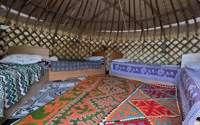 Ailuu Yurt Camp And Guest House Camping