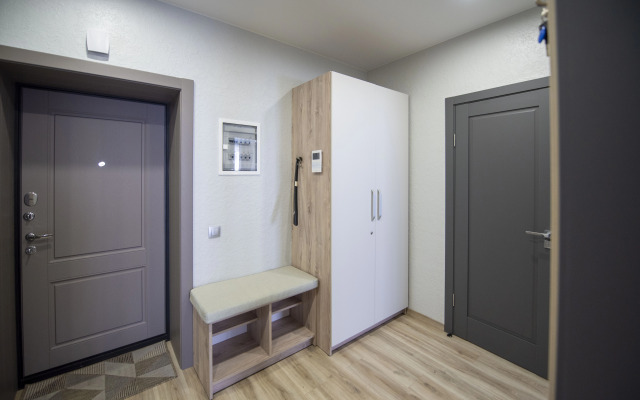 Na Bolshoy Okruzhnoy 2 Flat