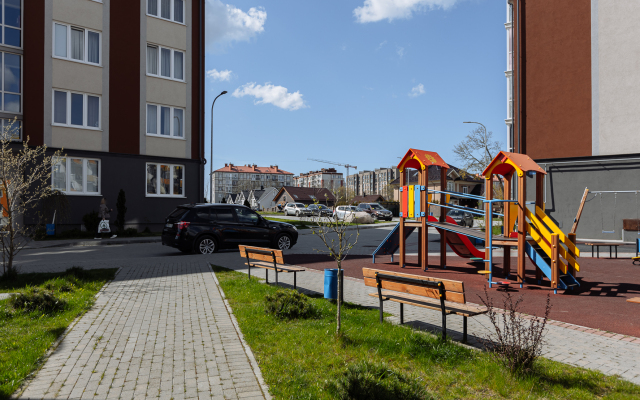 Chetyirehmestnyie V Svetlogorske S Kuhnej Apartments