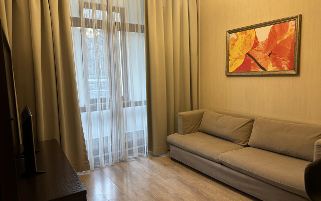 Квартира Современная просторная квартира в центре Красной Пооляны