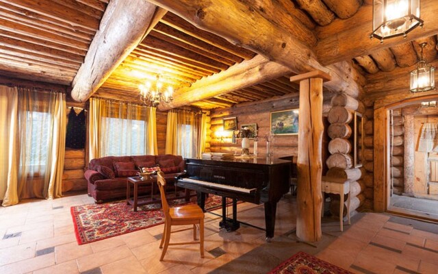 Tayozhnyie Bani Hotel