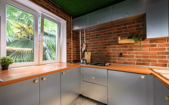 Квартира Трехкомнатная Дендрарий