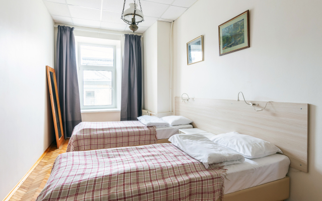 Апартаменты  1912 с видом на крыши Петербурга