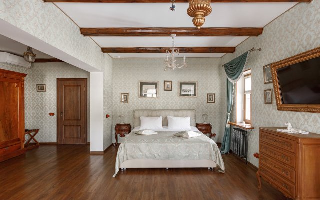 Отель Империал