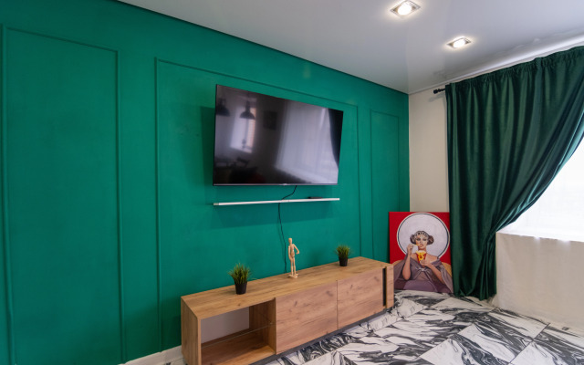 S panoramnym vidom na gorod Apartments
