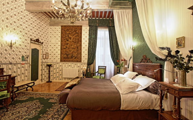 Отель Renaissance