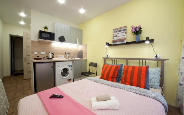 Квартира Серафимовича 1/4-5