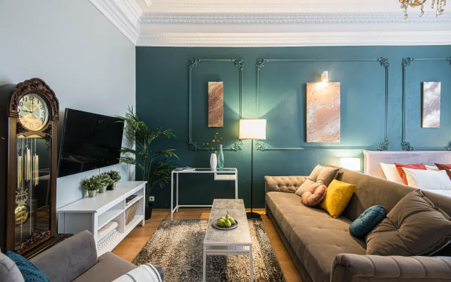 Квартира GM Apartments в Сталинской высотке