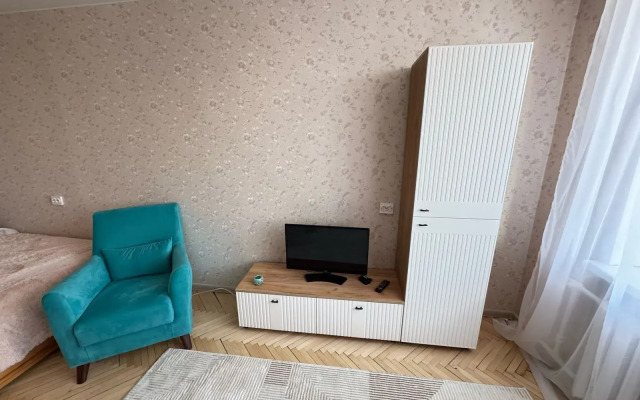 V Tsarskom Sele Flat