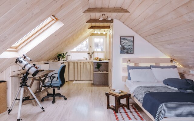 Гостевой Дом с Кипарисами в горах с видом на море