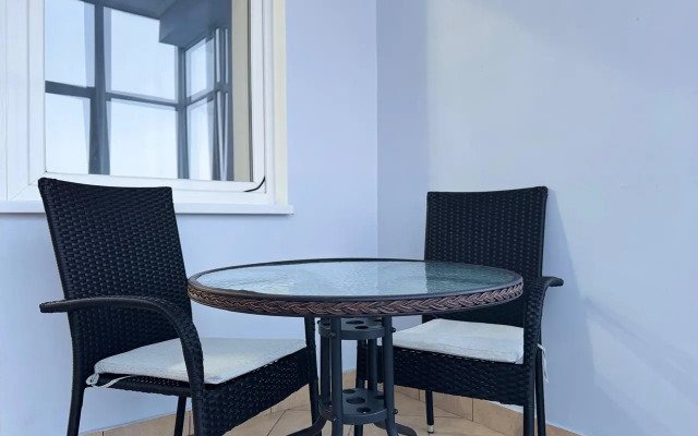 Apartamenty Avrora Rozy Lyuksemburg 49. 2 spalni