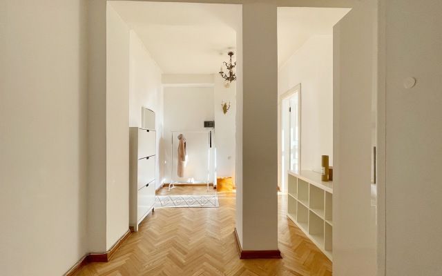 White Na Tverskoy 15 Apartments