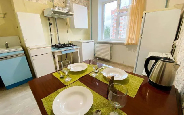 Na Ulitse Stepana Kuvykina, 8 Flat