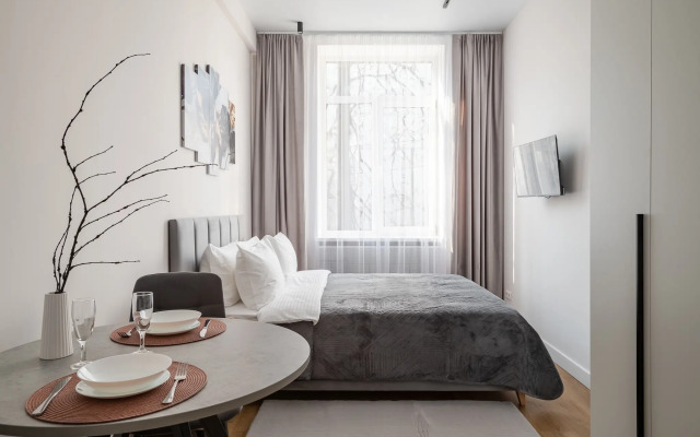 Comfort Life u metro Pervomayskaya Apartments