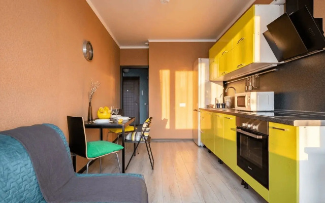 Апартаменты для 6 гостей ЖК «Большой» Smart TV, балкон с видом, духовка