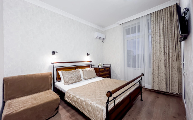Imperia Hotel