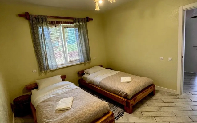 Bungalow Uyutnye Doma V Usadybe Rog