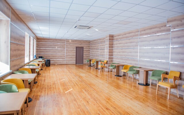 Yantar 4* Hotel