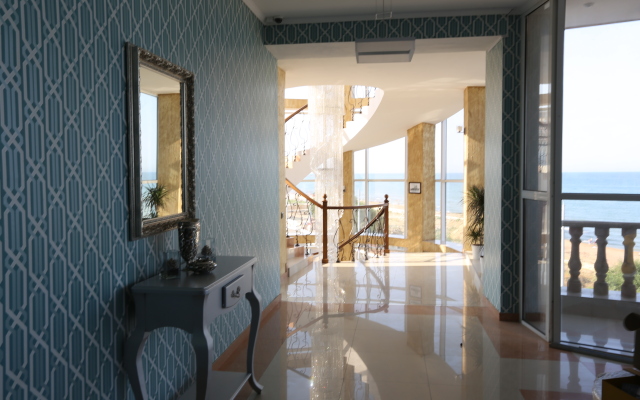 Metropol Hotel