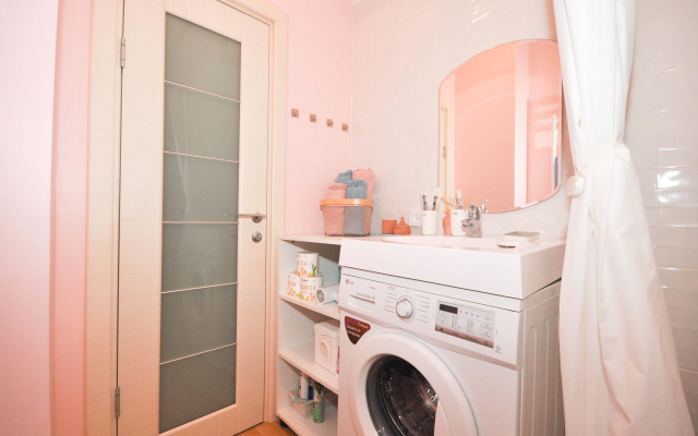V klassicheskom stile na Komsomolskoy Flat