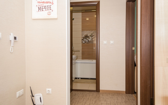 Квартира на улице Александра Протозанова 18к1