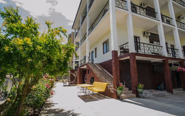 Karina Guest house