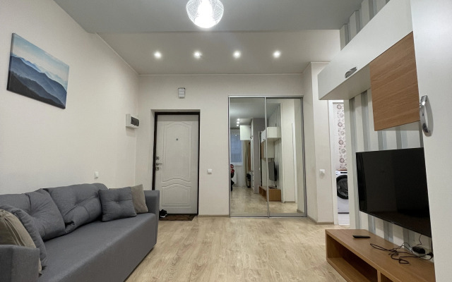 V Atmosfernom Tsentre Nemetskoy Derevni Flat