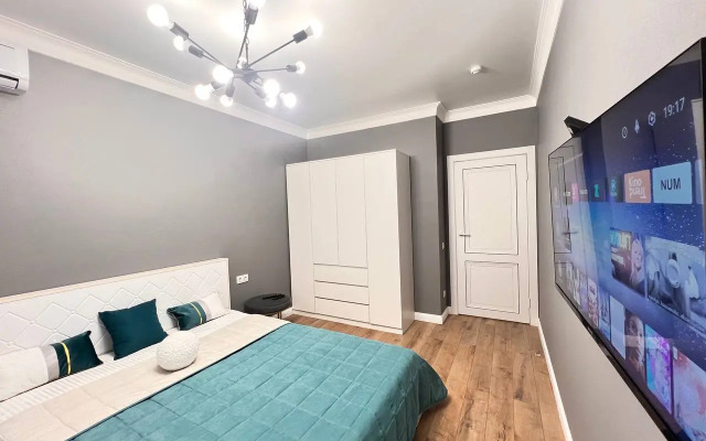 V Prekrasnom Zhk Levoberezhye Flat