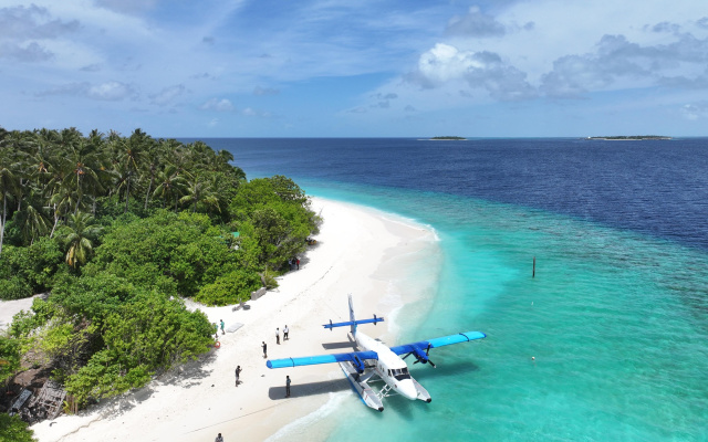 Отель Wings by Hawks Kamadhoo Baa Atoll