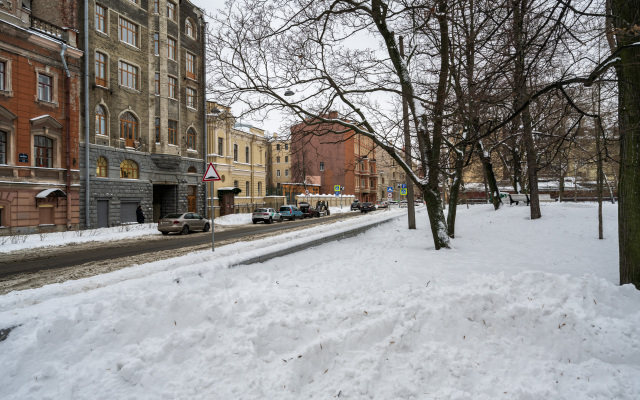 Апартаменты Писарева 10