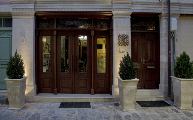 Antica Dimora Suites Hotel