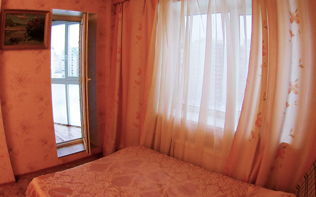 Апартаменты на Ильюшина 8