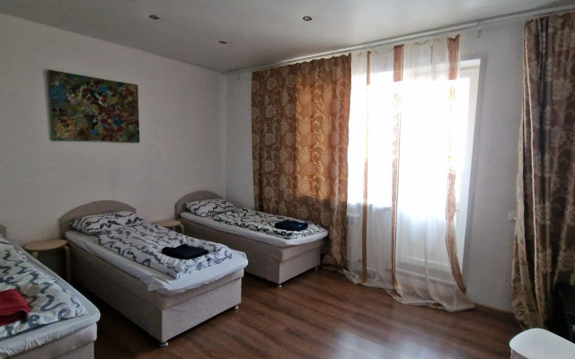 25 Let Oktyabrya Istra Posutochno Flat