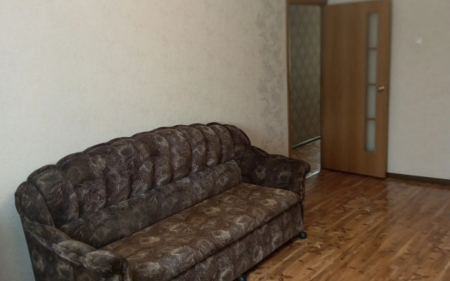 Квартира на 2й Микрорайоне 20