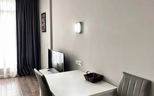 White Sails Apartments