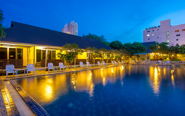 Отель PK Resort Pattaya