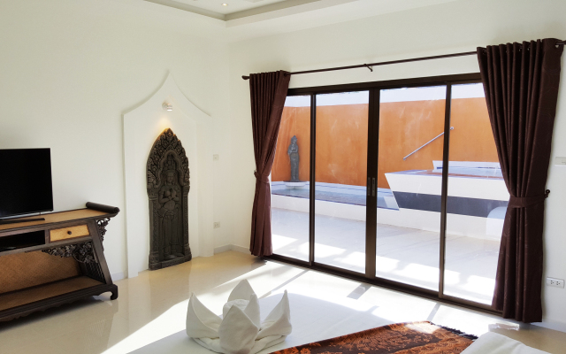 Hidelend - The Luxurious Tropical Villa - Pattaya Jomtien