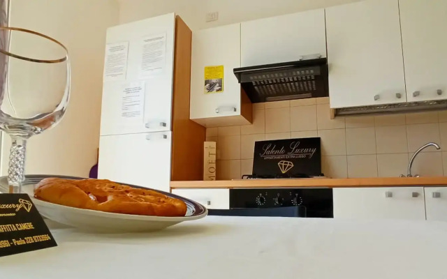 Luxury Holiday House Whith Pool Guest House