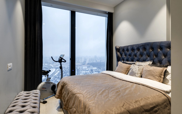 Топовая трешка с видом на город и изолированными спальнями