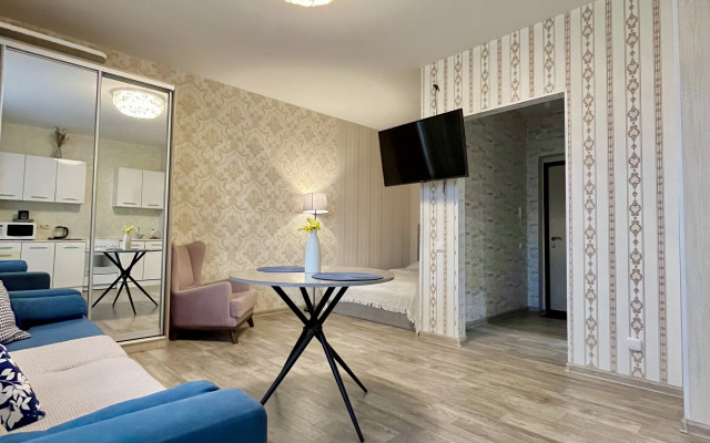 Квартира Отличная, уютная студия в ЖК Крислалл Crystal apartment