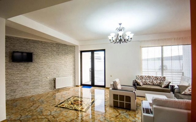 Отель Баттони