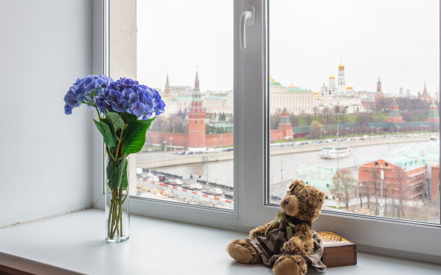 Apartments in White House  with a view of the Kremlin