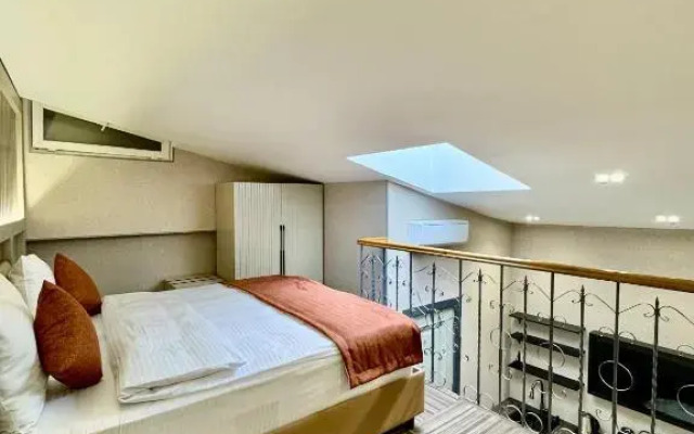 Nizami Central Park Hotel
