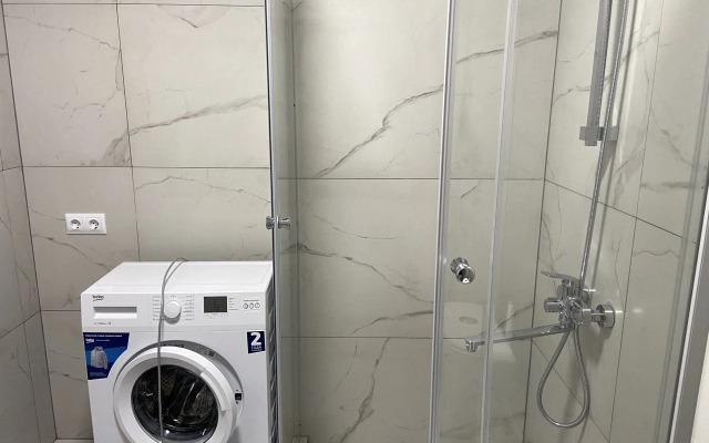 Ryadom S Sanatoriem Zelenaya Roscha Flat