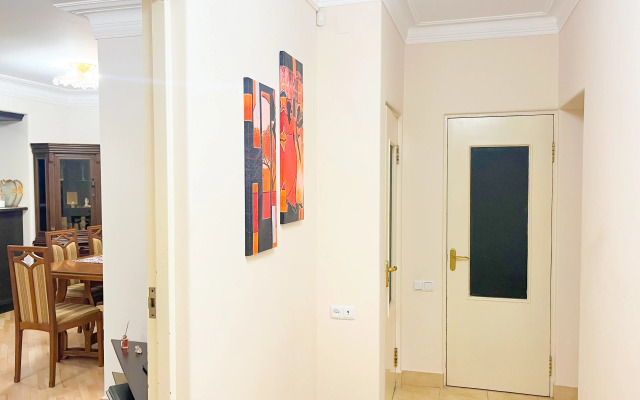 Na Vtorom Etazhe Apartments