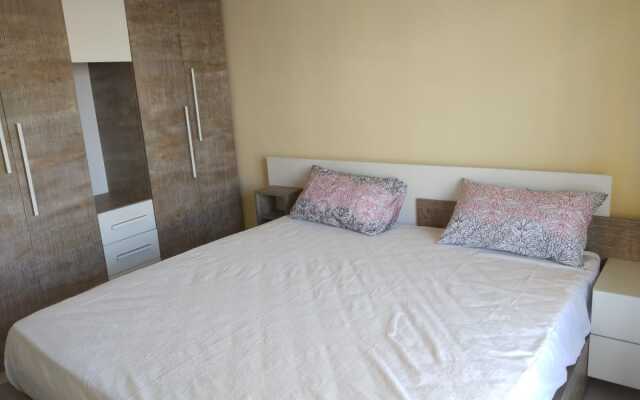 Fully Furnished Apartments