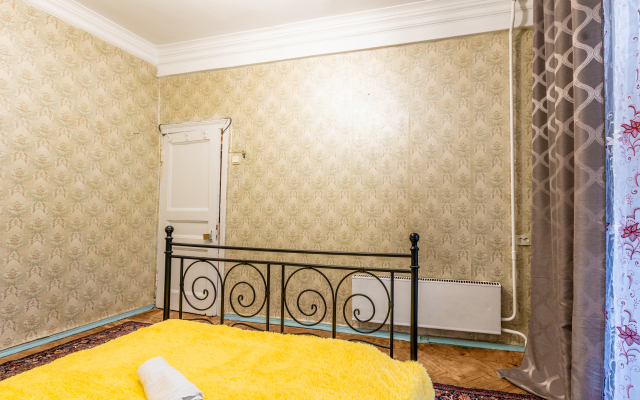 2 Rooms Apartments Smolenskaya-Sennaya Ploshad'